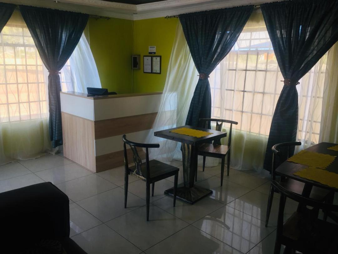 Mathlyn Guesthouse Gaborone Exterior photo